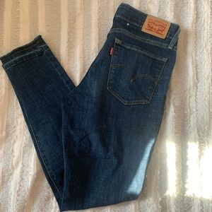 LEVIS ripped skinny jeans